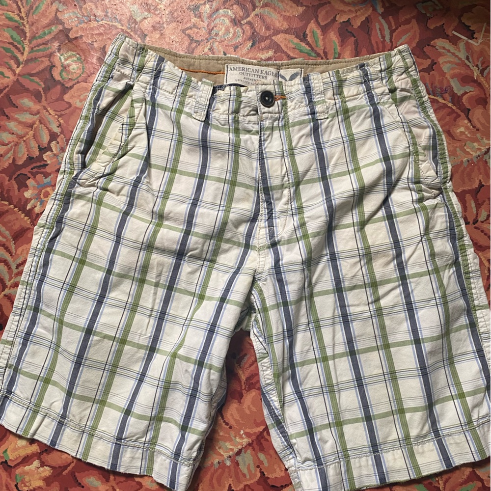 Men’s American Eagle shorts